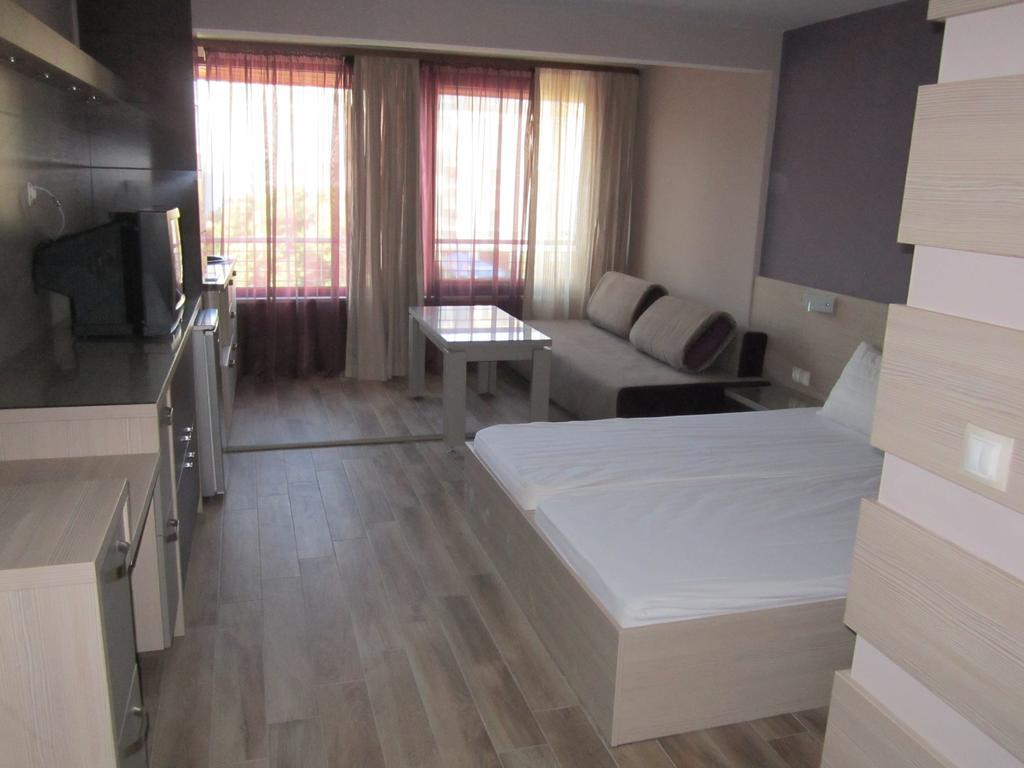 Guest House Rositsa Pomorie Esterno foto